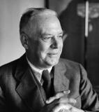 Wallace Stevens<br />photo credit: Wikipedia